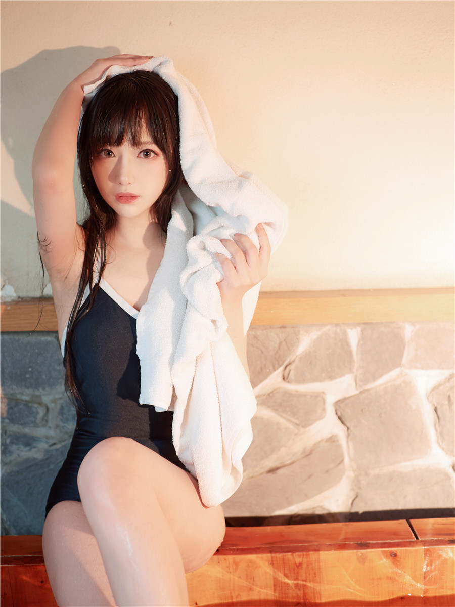 斗鱼丨南妹儿 超顶级热舞  [4V/260MB]