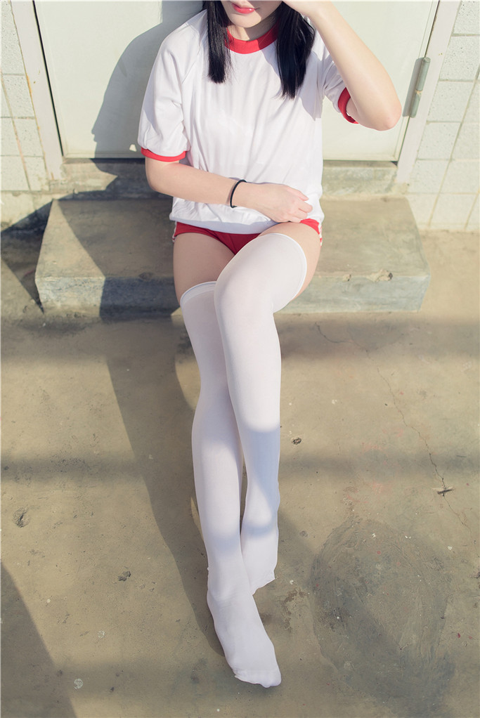 CC丨小燃燃 后背摇专属群新品 [6V/2.66GB]