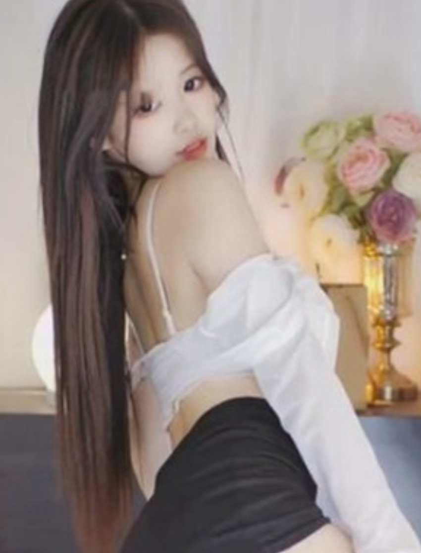 漂漂丨安安 幸感女神 牛仔热裤[21V]