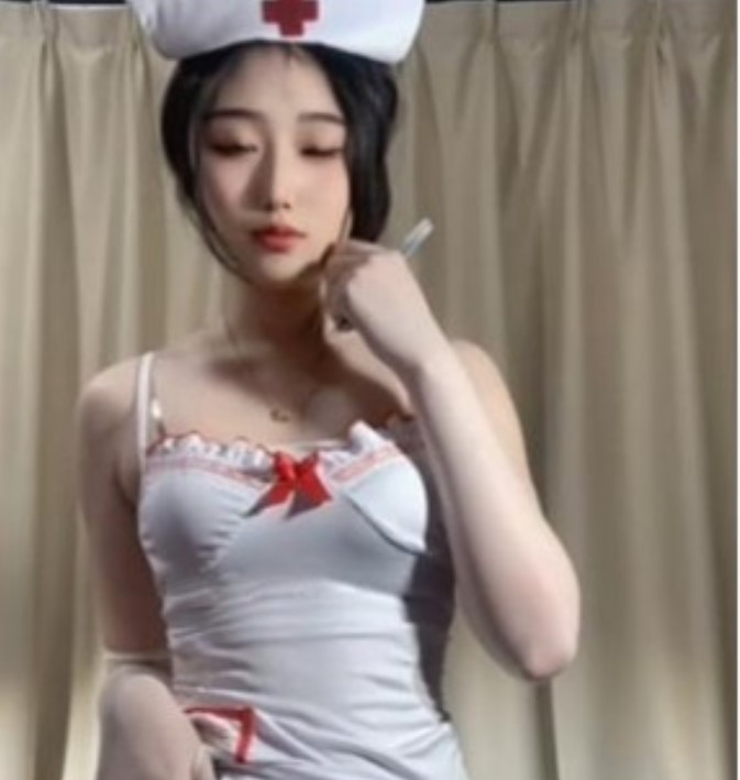 快手丨38W粉 小橙姨 定制 [1V/214MB]